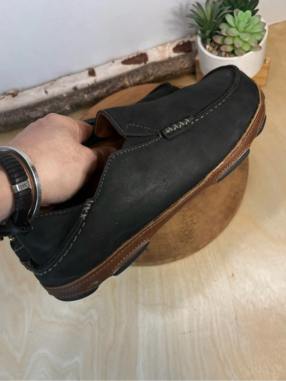 OluKai Moloa Men's Black Leather Slip-On Loafers Drop-In Heel Size 10.5